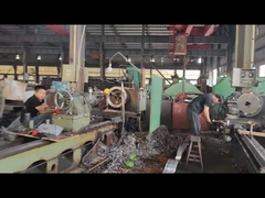 Horizontal lathe and CNC lathe